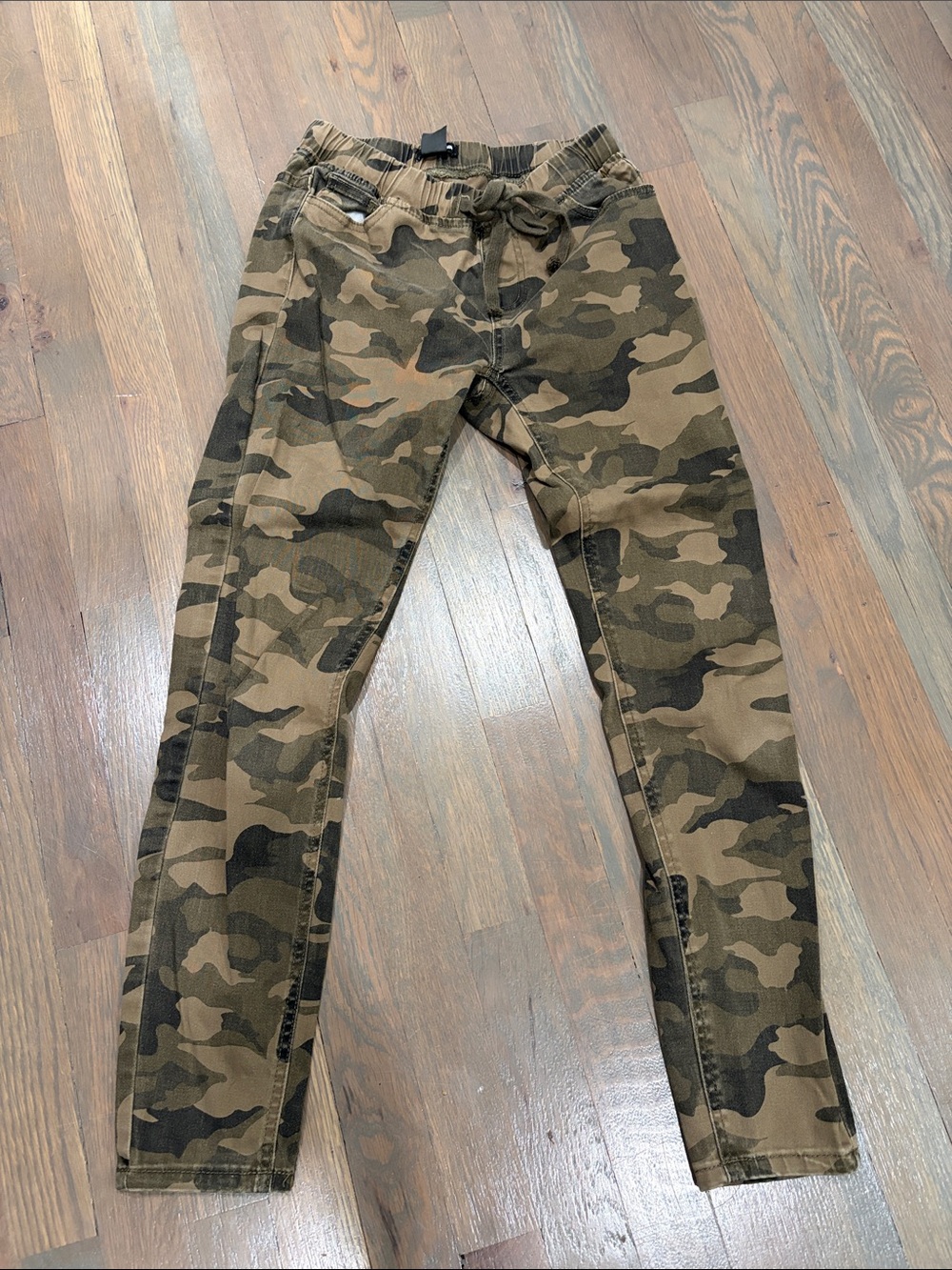 Fashion Nova Olive Green Camo Joggers
